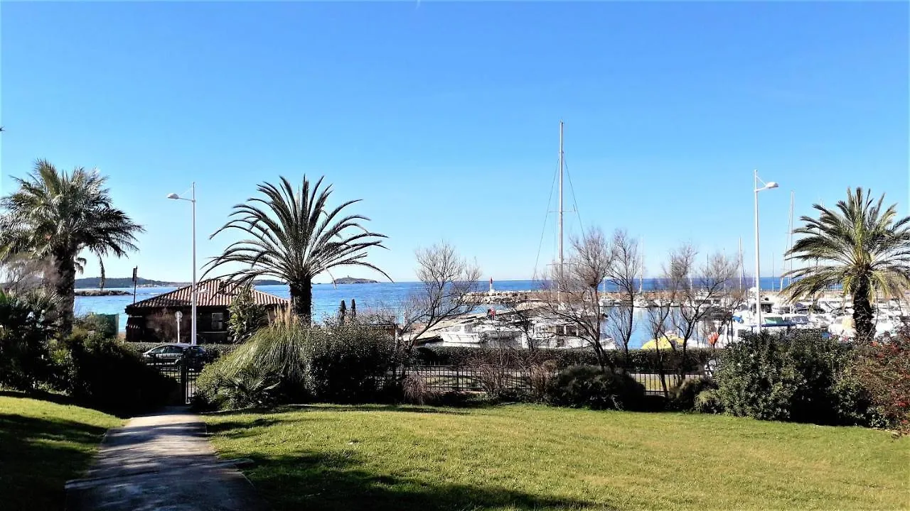 Apartamento Domaine De La Coudouliere, Vue Mer, Plage, Piscine Et Parc Six-Fours-les-Plages