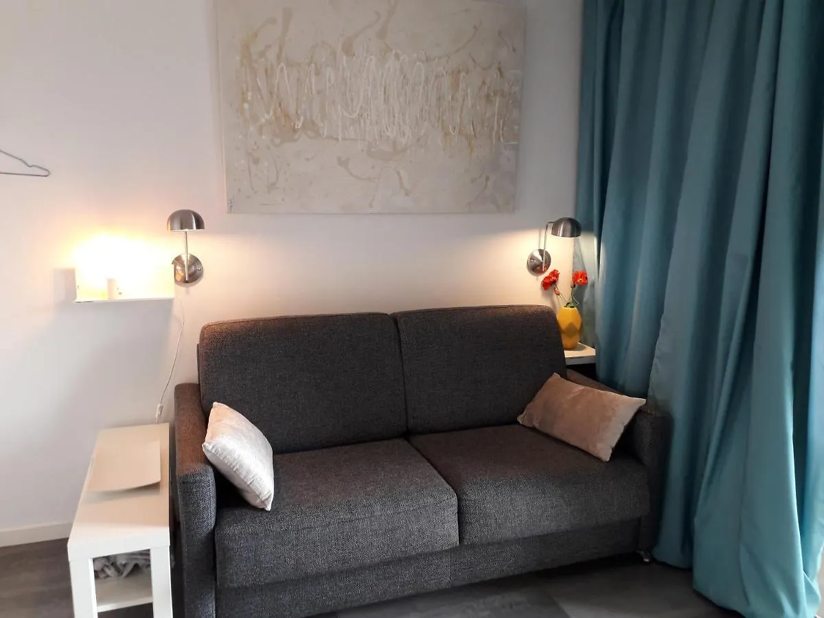 Domaine De La Coudouliere, Vue Mer, Plage, Piscine Et Parc Six-Fours-les-Plages Apartment
